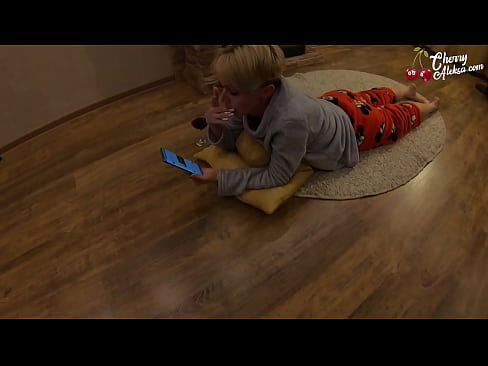 ❤️ Hullu blondiin imeb tohutut munni ja hüppab selle peal - anaalseksiga ❤❌ Kõva porno at porn et.xxxdeutschepornos.ru ﹏